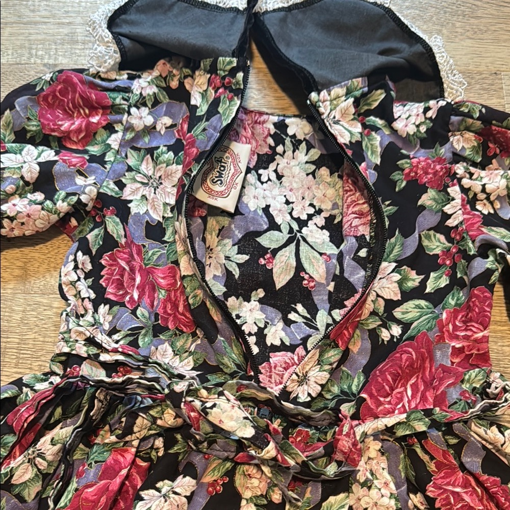 Vintage “Swat” little girls dress - Picture 3 of 8